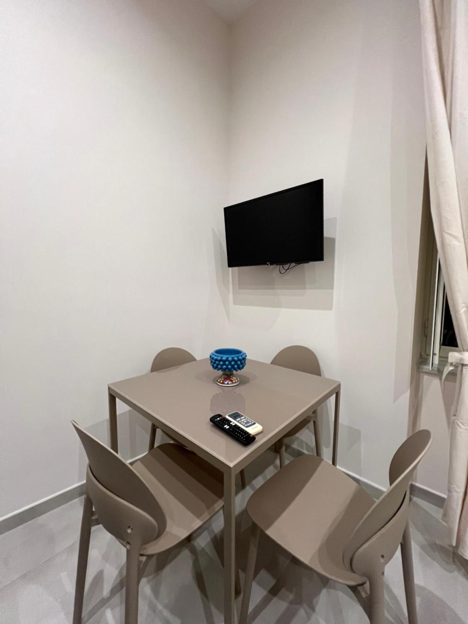 Apartamento Ninetta A Toledo Nápoles Exterior foto