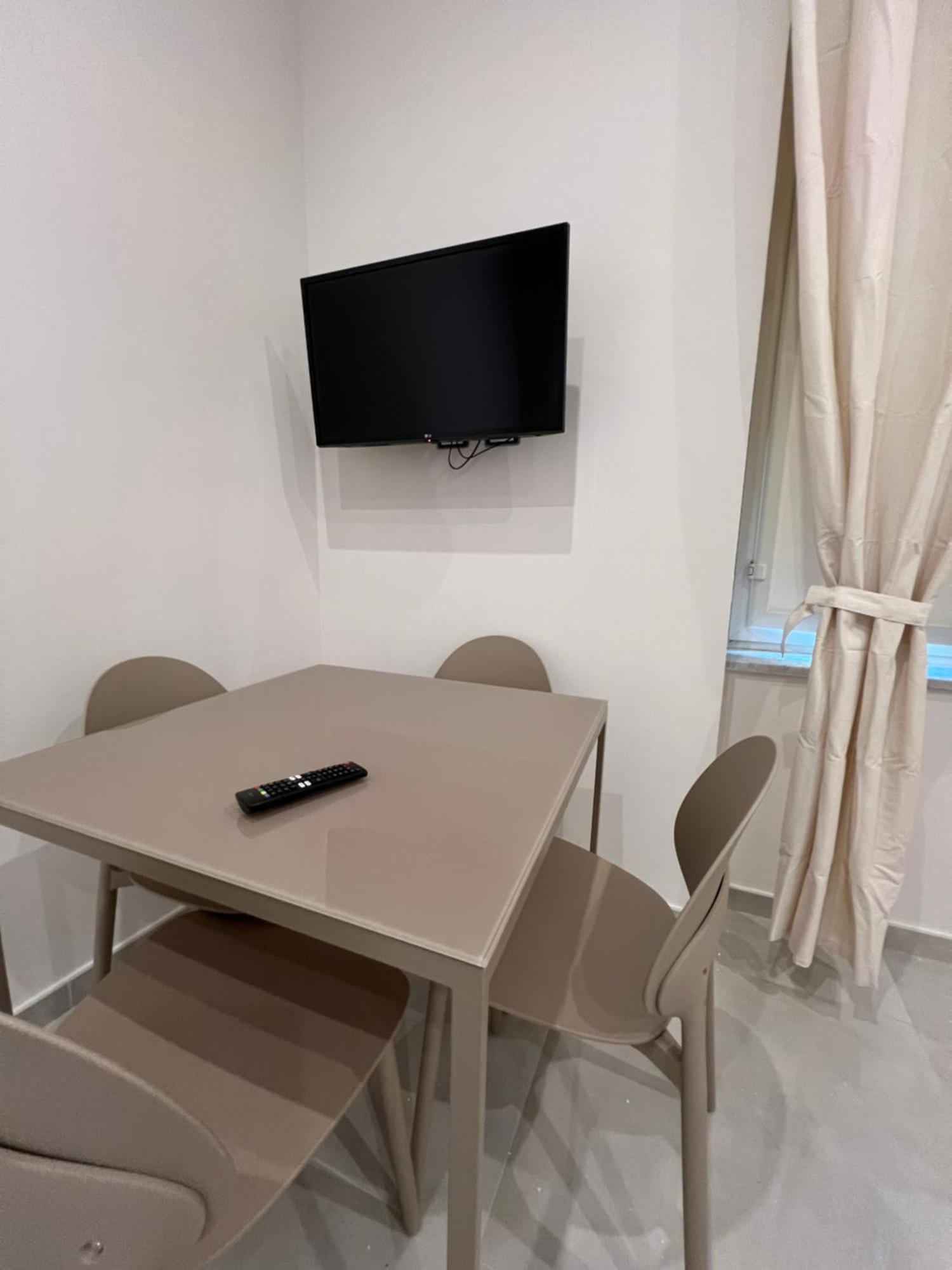 Apartamento Ninetta A Toledo Nápoles Exterior foto